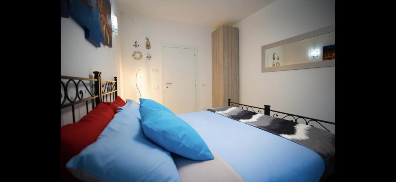 Appartamento 3 Camere Da Letto - Holiday House 2 Венеция Экстерьер фото
